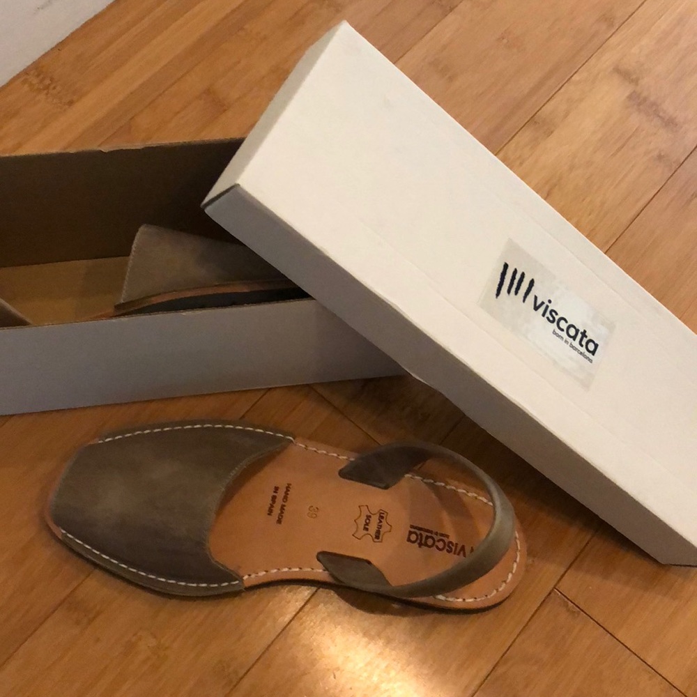 Viscata leather sandal